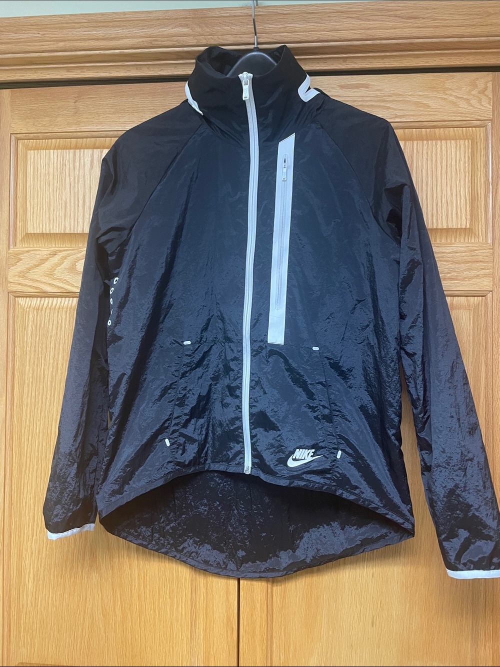 Nike Tech Aeroshield Moto Windbreaker - Size Medium